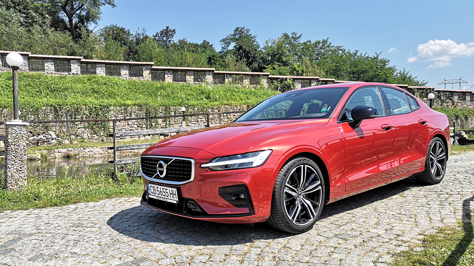 Volvo S60 чупи стереотипи (тест драйв)