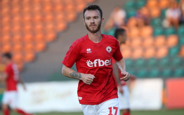 Етър се насочва към един или двама изгонени от ЦСКА 1948