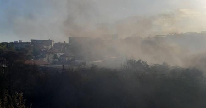България Пожар в Стара Загора евакуираха деца Само в петък