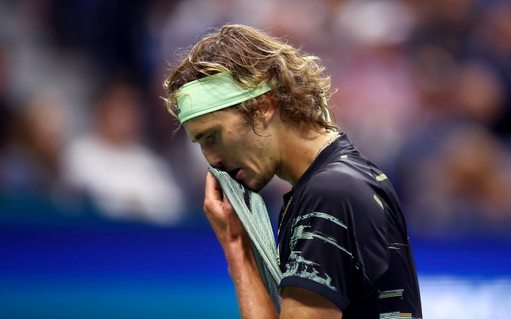 Александър Зверев напред в Пекин