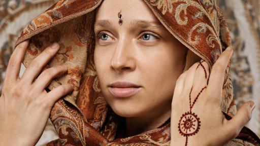  <p><strong>Рускинята</strong>, която се разведе с краля на Малайзия, <strong>заплашва</strong> да разкрие негови тайни</p> 