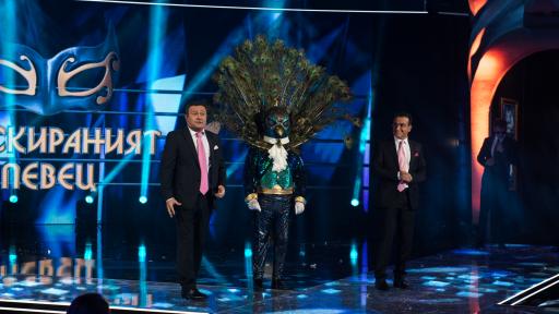  <p><strong>Разкриха </strong>първата загадка в <strong>&bdquo;Маскирания певец&ldquo;&nbsp;</strong></p> 