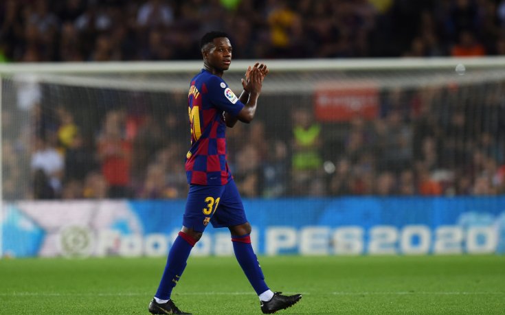 Испания иска новата млада звезда на Барса