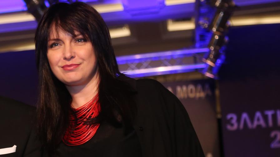  Жени Калканджиева 