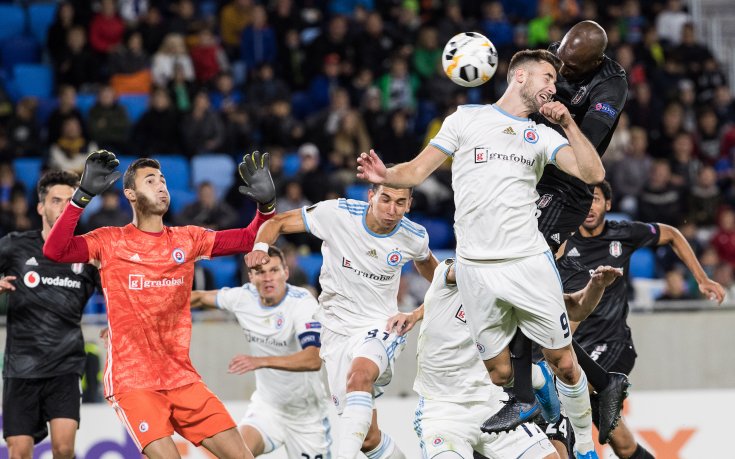 Слован с луд обрат, Божиков с комичен автогол