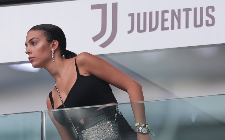 Папараци спипаха Роналдо и любимата му