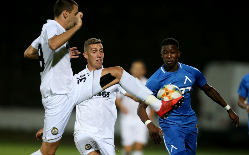 Левски излиза днес от 14:15 часа на стадион "Виваком Арена