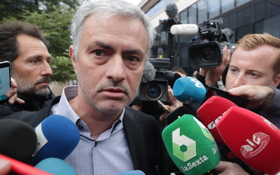 Жозе Моуриньо потвърди, че Челси е длъжен да печели повече