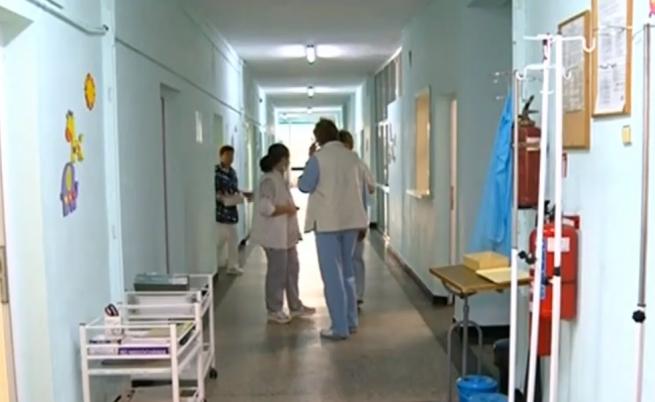 Колективна оставка на медицинските сестри и част от лекарите в болницата в Карлово