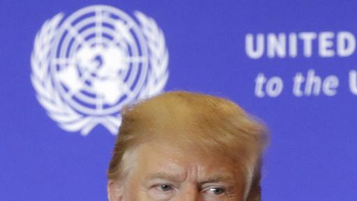  Доналд Тръмп 