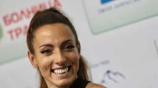  Ивет Лалова 