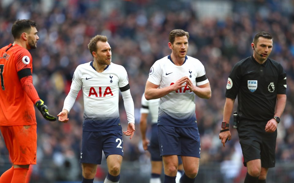 Кристиан Ериксен нарече спекулациите в медиите, че Ян Вертонген е