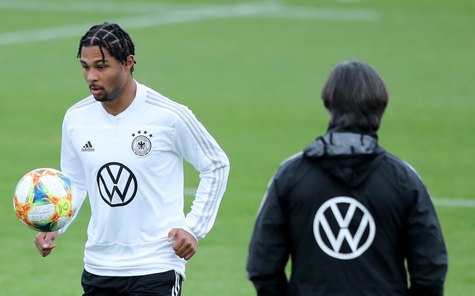 Бившият мениджър и клубна легенда на Арсенал Арсен Венгер направи