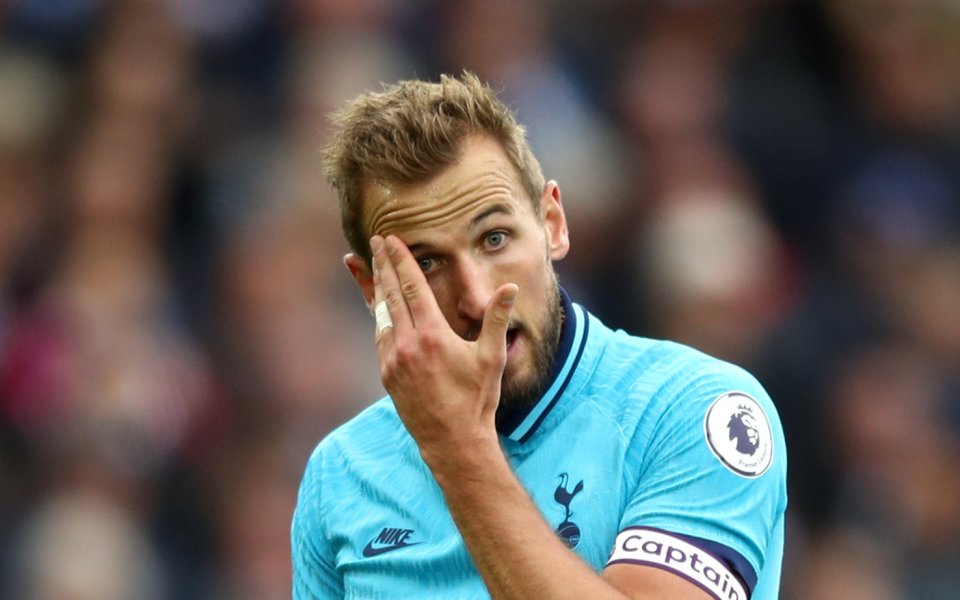 Нападателят Хари Кейн ще прекара известно време извън състава на