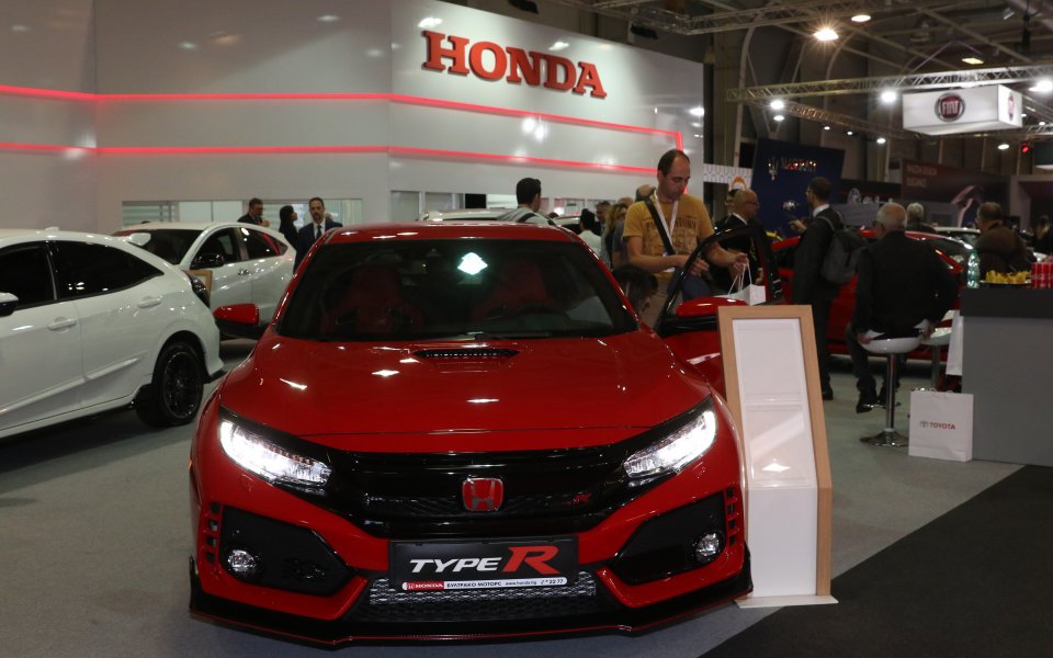 CR-V Hybrid, HR-V Sport, CB500F и CBR650R са звездите на