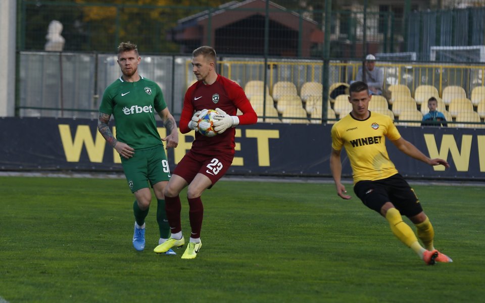 Ферарио Спасов не успя да прекъсне негативната поредица за Ботев