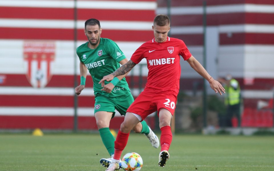 Царско село и Ботев Враца се изправят един срещу друг