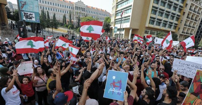 Свят Протести в Ливан защо срещу кого и как ще