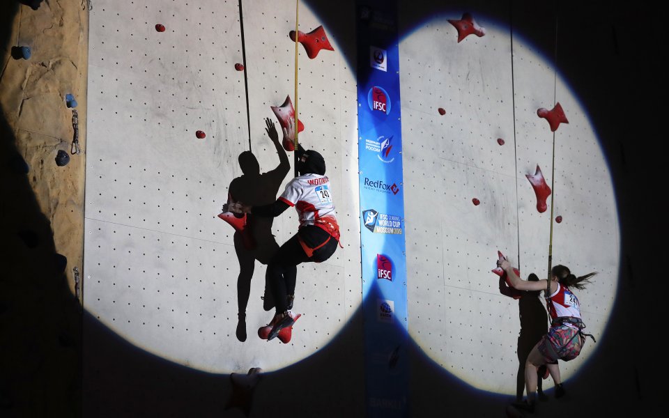 Индонезийката Ариес Сусанти Рахайю изкачи 15-метрова стена за по-малко от