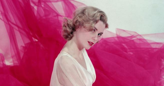 Любопитно Фатална и тайнствена такава е жената Скорпион Какво да