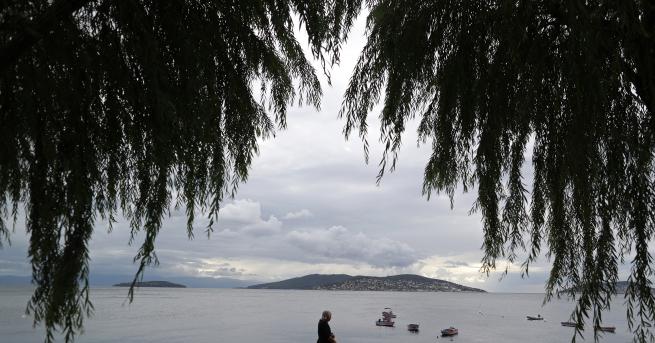 Свят Защо морето край Истанбул се отдръпна с 25 метра,