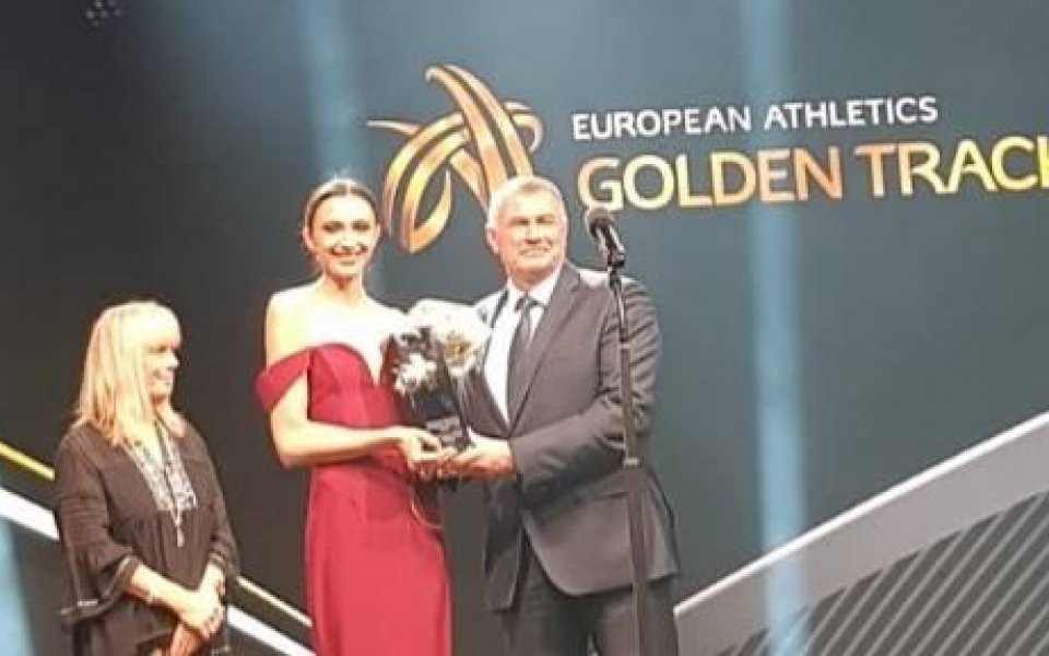 Добромир Карамаринов награди Ласицкене за номер 1 в Европа