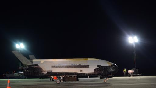  Космическият аероплан X-37B 