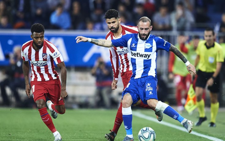 Алавес спъна Атлетико в гонитбата с Реал и Барса