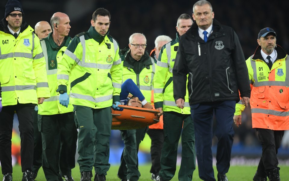 Андре Гомеш благодари на всички за подкрепата, след като полузащитникът