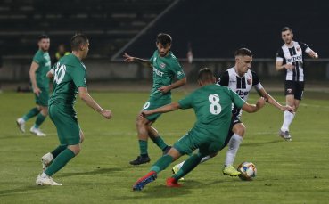 Локомотив Пловдив победи Ботев Враца с 2 0 в първи двубой