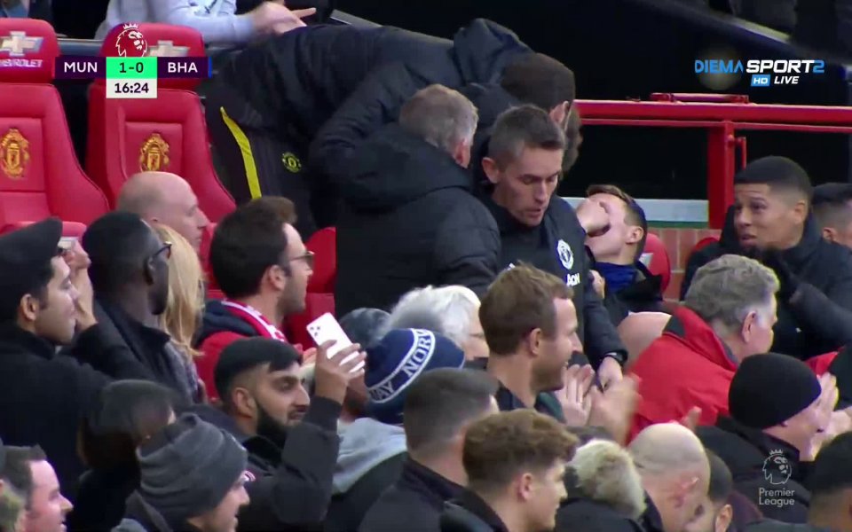 В 17-а минута резултатът на "Олд Трафорд" бе открит след