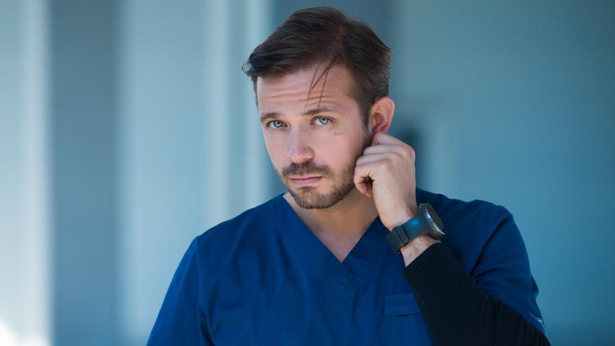  Нови отговорности и професионални конфликти в „ Откраднат живот “ 