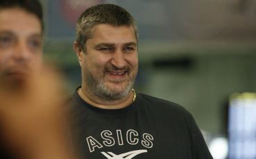 Задава се пореден скандал във волейбола Вицепрезидентът на Българската федерация