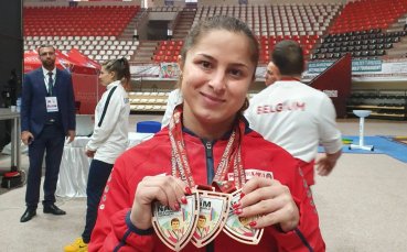 Един златен и два бронзови медала в двубоите завоюваха българските