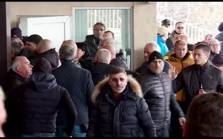 Полицията задържа шеф на Локо Сф заради зверското меле