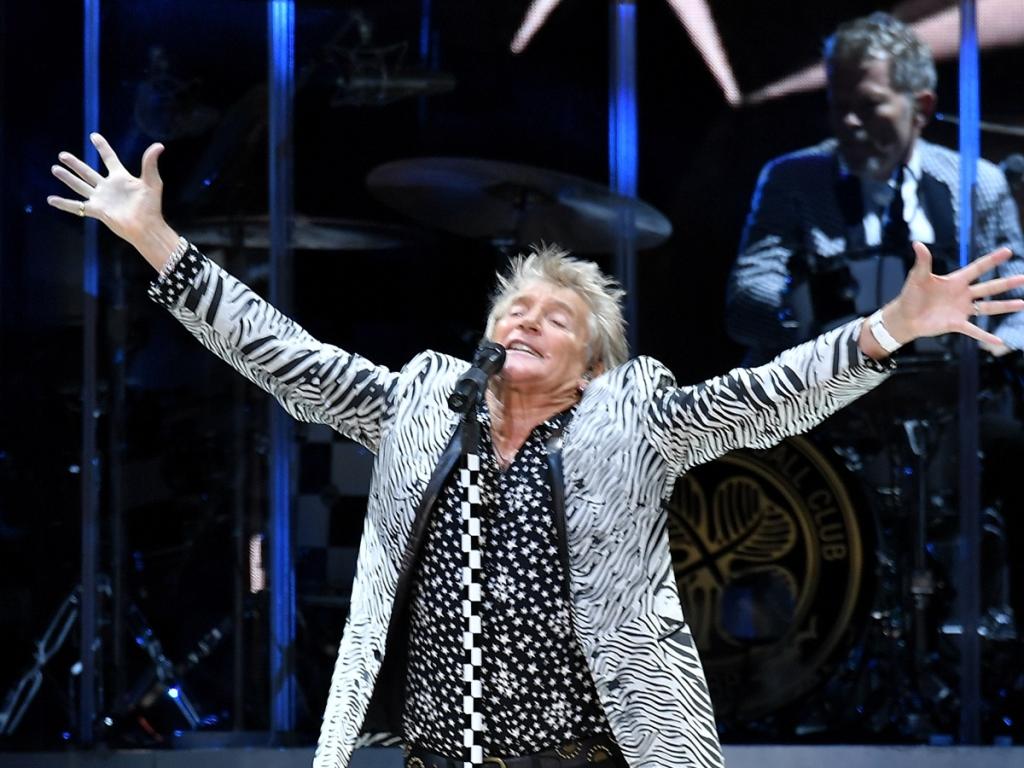 Сър Род Стюарт легендарният двукратно вписан в Залата на славата