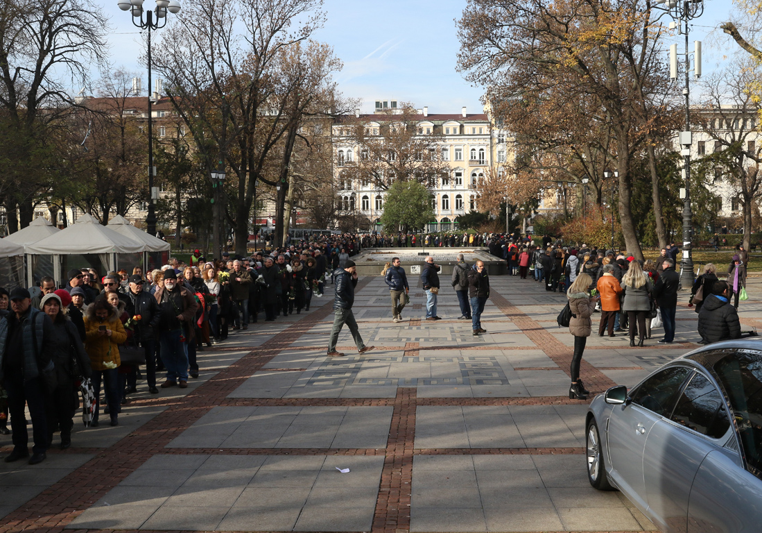 <p>Прощаваме се със Стефан Данаилов</p>