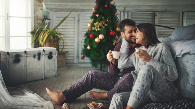  7 непростими неточности в любовта, които всички вършим към Коледа 