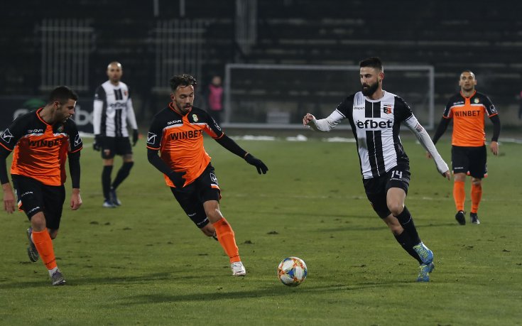 Димитър Илиев собственоръчно прати Локо на 1/4-финал