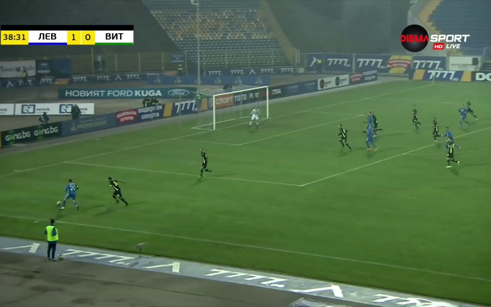 На почивката резултатът на стадион "Георги Аспарухов" е 1:0 за