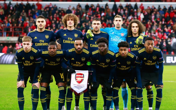 Инфарктна въртележка дари Арсенал с изстрадано първо място в ЛЕ