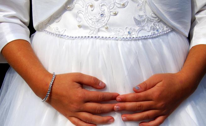DW: Най-много детски бракове с българчета в Германия
