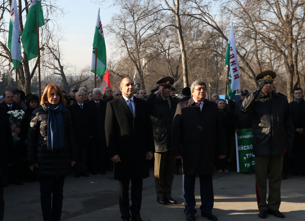 <p>Паметник на Капитан Петко войвода беше открит в Алеята на бележитите българи в Борисовата градина в София. Тази година се отбелязват 175 години от рождението на изтъкнатия революционер и защитник на тракийската кауза.</p>