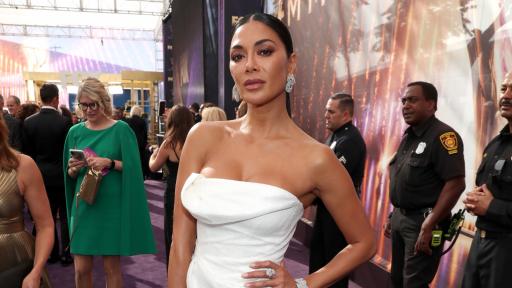  <p>Папараци издебнаха <strong>Никол</strong>&nbsp;и новото ѝ гадже</p> 