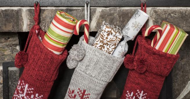 Част от духа на Коледа са и коледните чорапи с