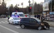  Майка и щерка пострадаха при злополука в Благоевград 