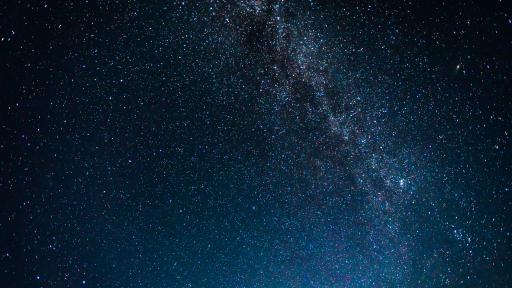  Астрономи: Сателитите на Мъск ще скрият звездите 