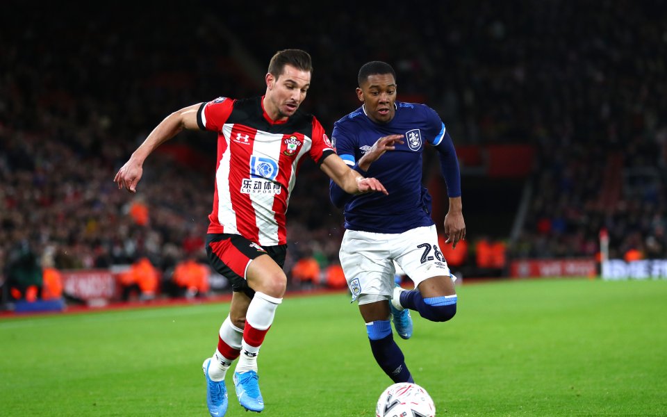 Отборът на Саутхемптън нямаше никакви проблеми в двубоя си от