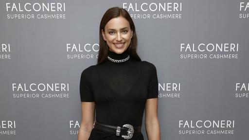  <p>След раздялата с Брадли, Ирина е<strong> по-секси</strong> от всеки път. Вижте</p> 