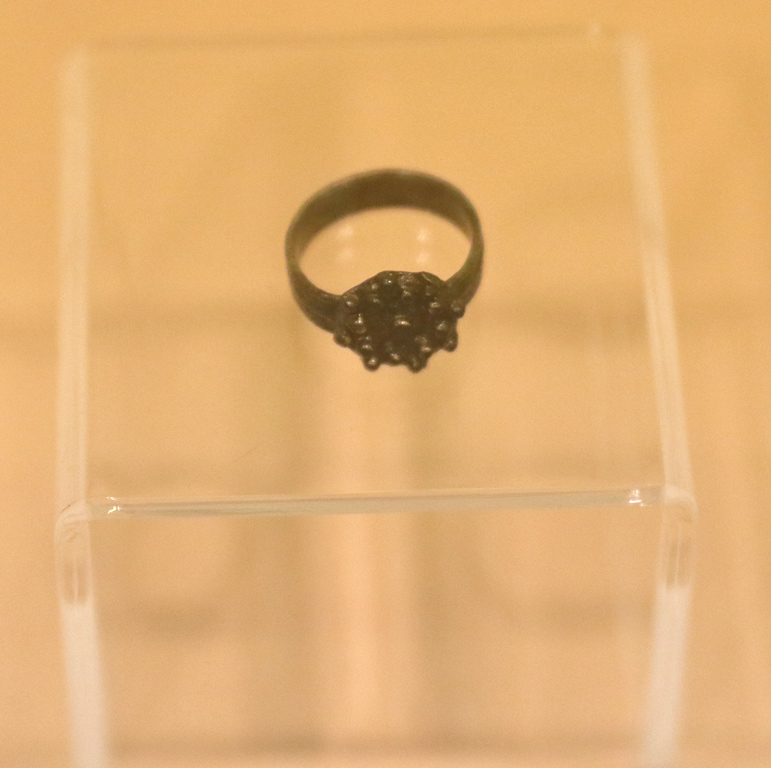 <p>Бронзов пръстен XIX век</p>